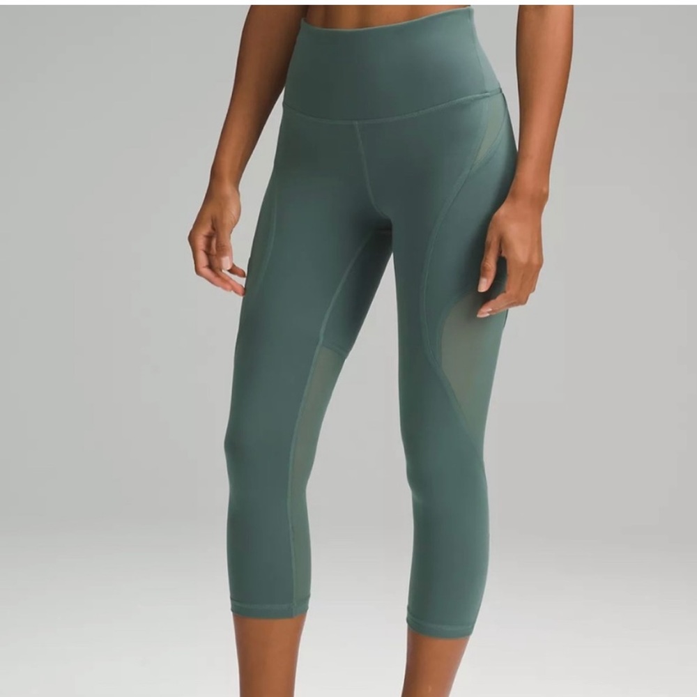 NWT lululemon Wunder Train Mesh Panel HR Crop 21” in Medium Forest (green) Size4 - Picture 2 of 8